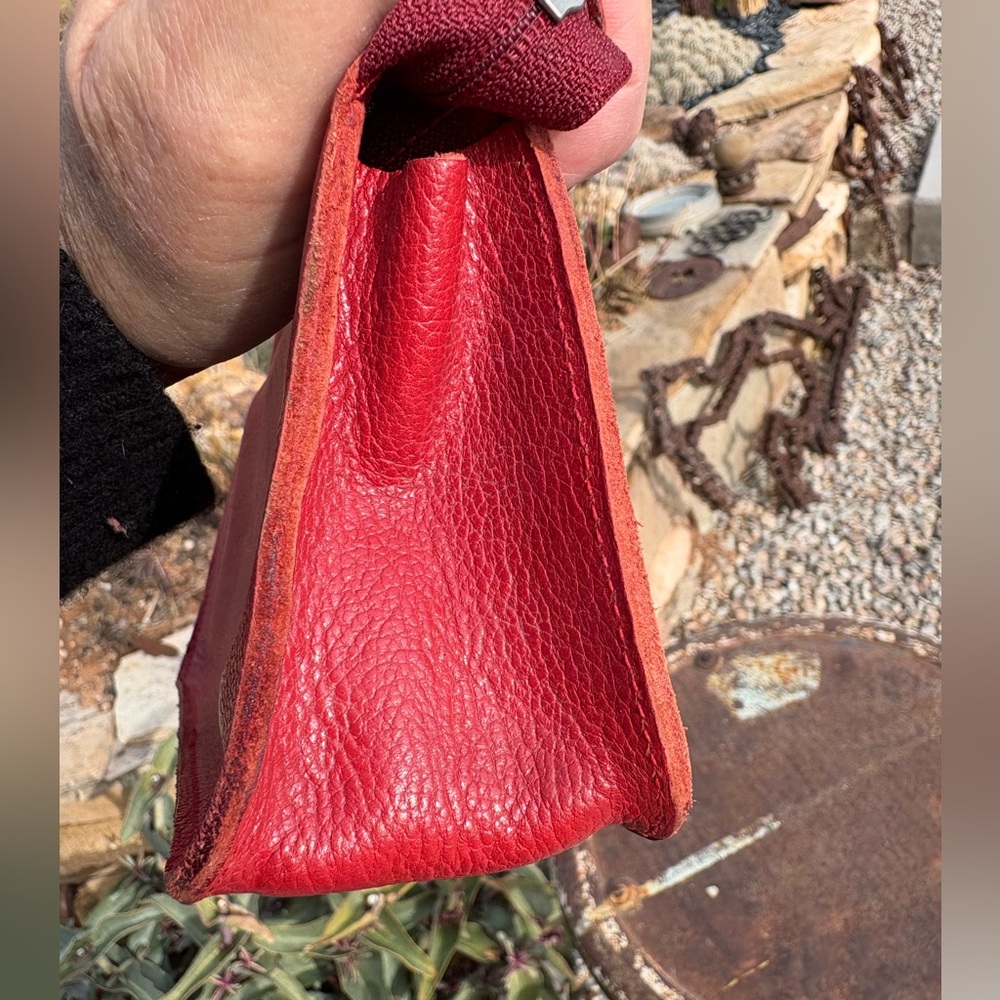 Il Bisonte Leather Clutch Mini Bag - Picture 4 of 16